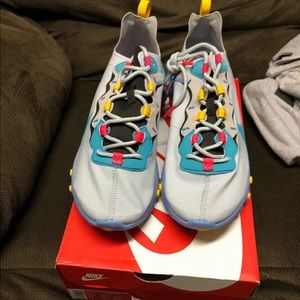 Nike react elemental 55